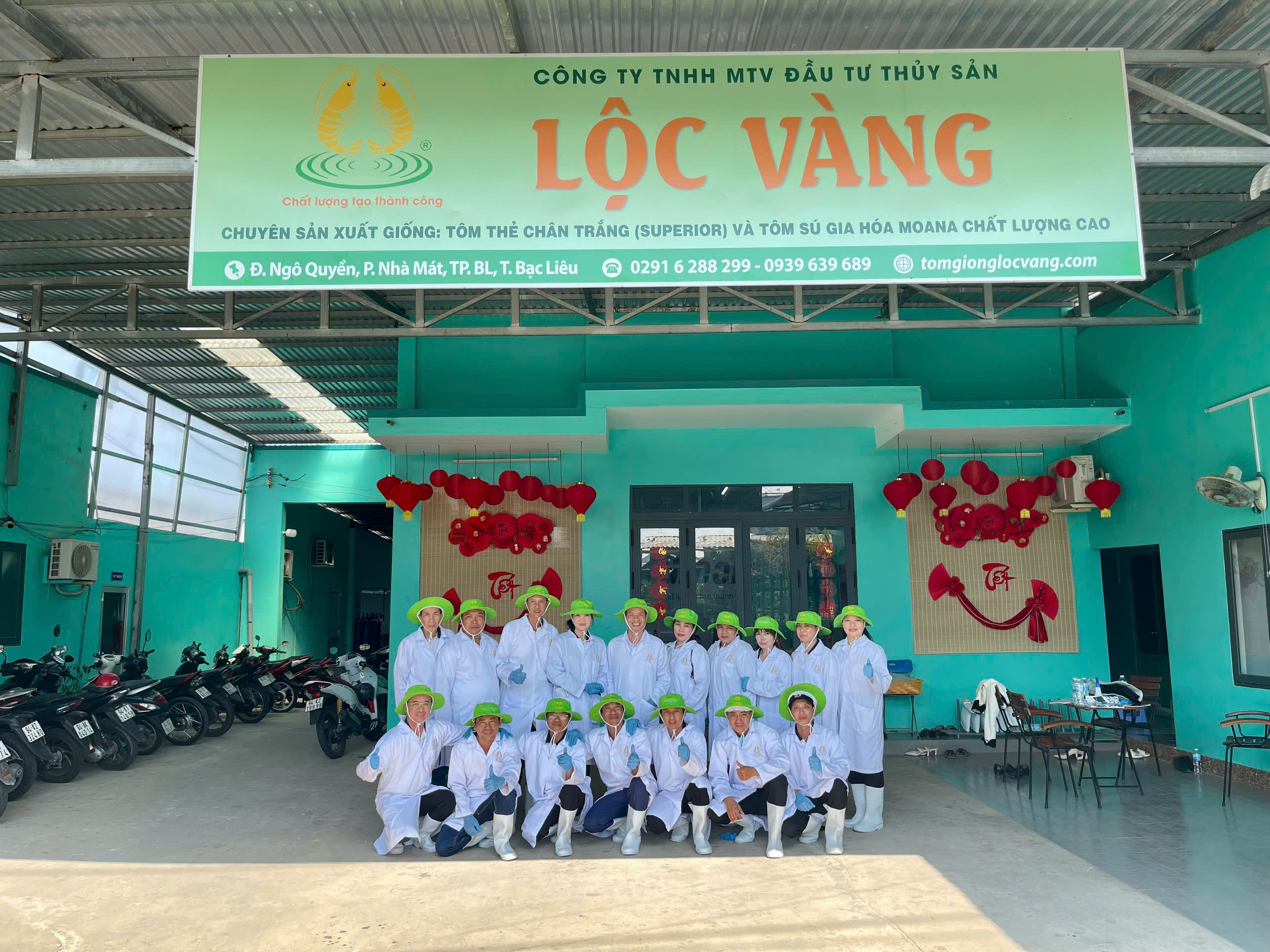 Sinh viên ngành NTTS tham quan thực tế 